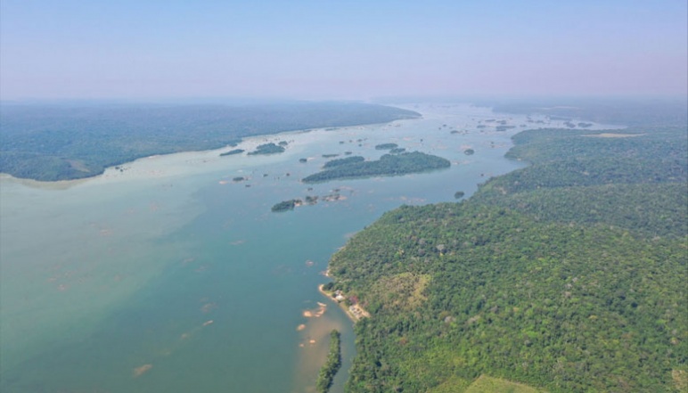 Drone shot of Upper Tapajos River