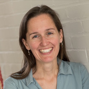 Headshot of Elizabeth Nolan